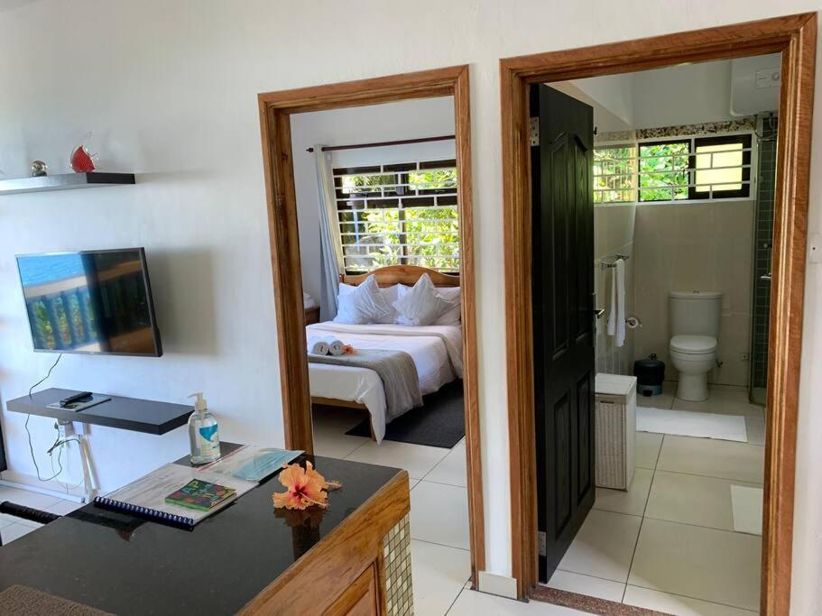 Crystal Apartments Seychelles Seaview Ground Floor Glacis  Exteriör bild